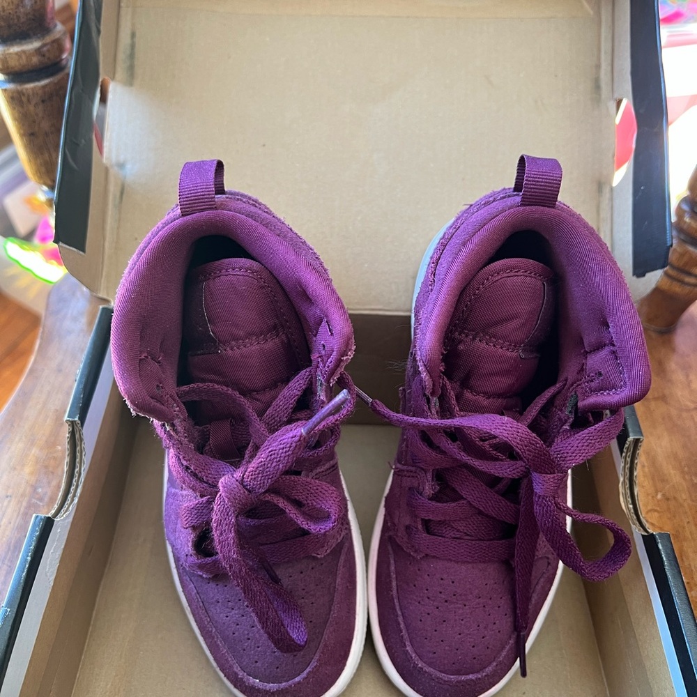 Jordan Kids' Maroon High-Top Sneakers